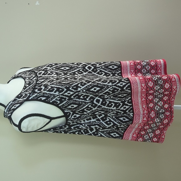 Apt.9 Flowy Summer Tunic Top L Black Red White - Picture 6 of 13